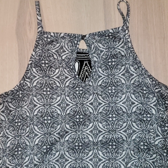 Beaded Tank - Picture 3 of 6